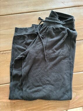 ALO Yoga Black Fleece Track Pants